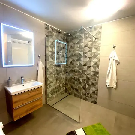 Apartment Felice *